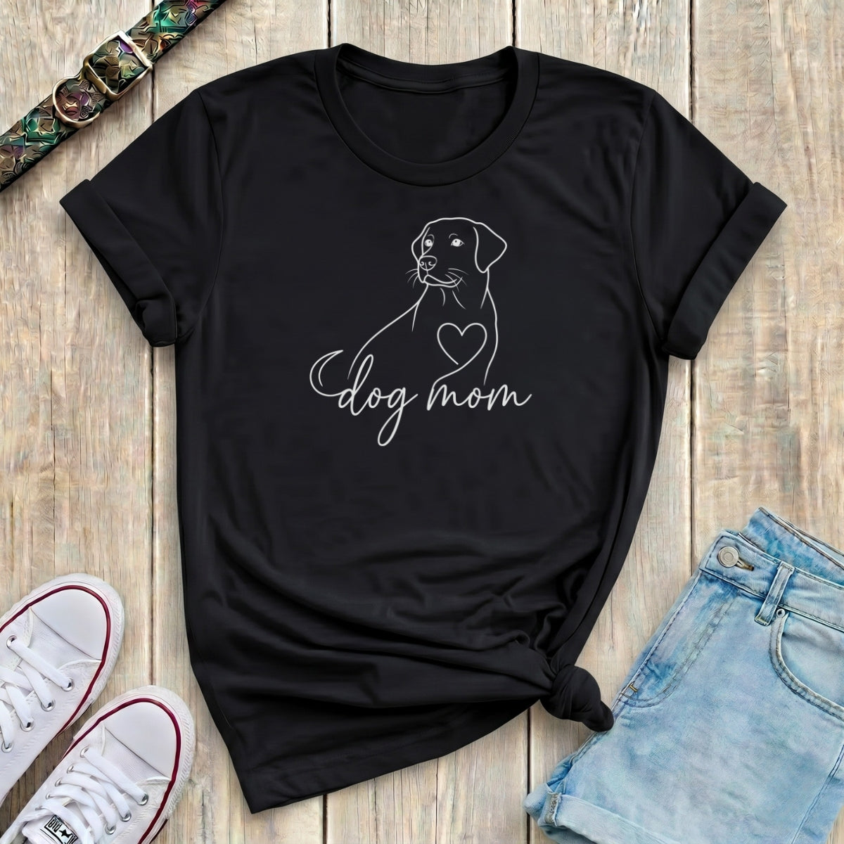 Fetchkind black dog mum labrador fine line art t-shirt with heart detail script lettering